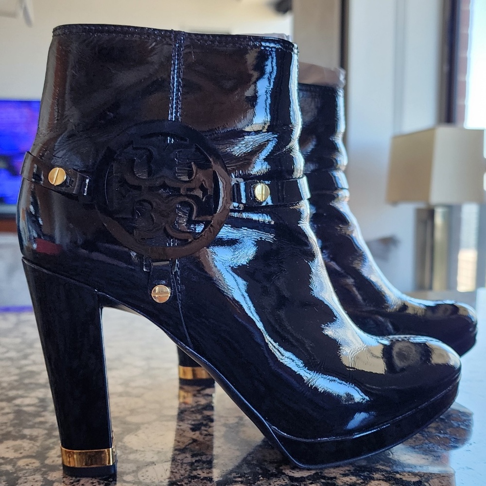 Tory Burch Patent Leather Booties - Black - Size 8
